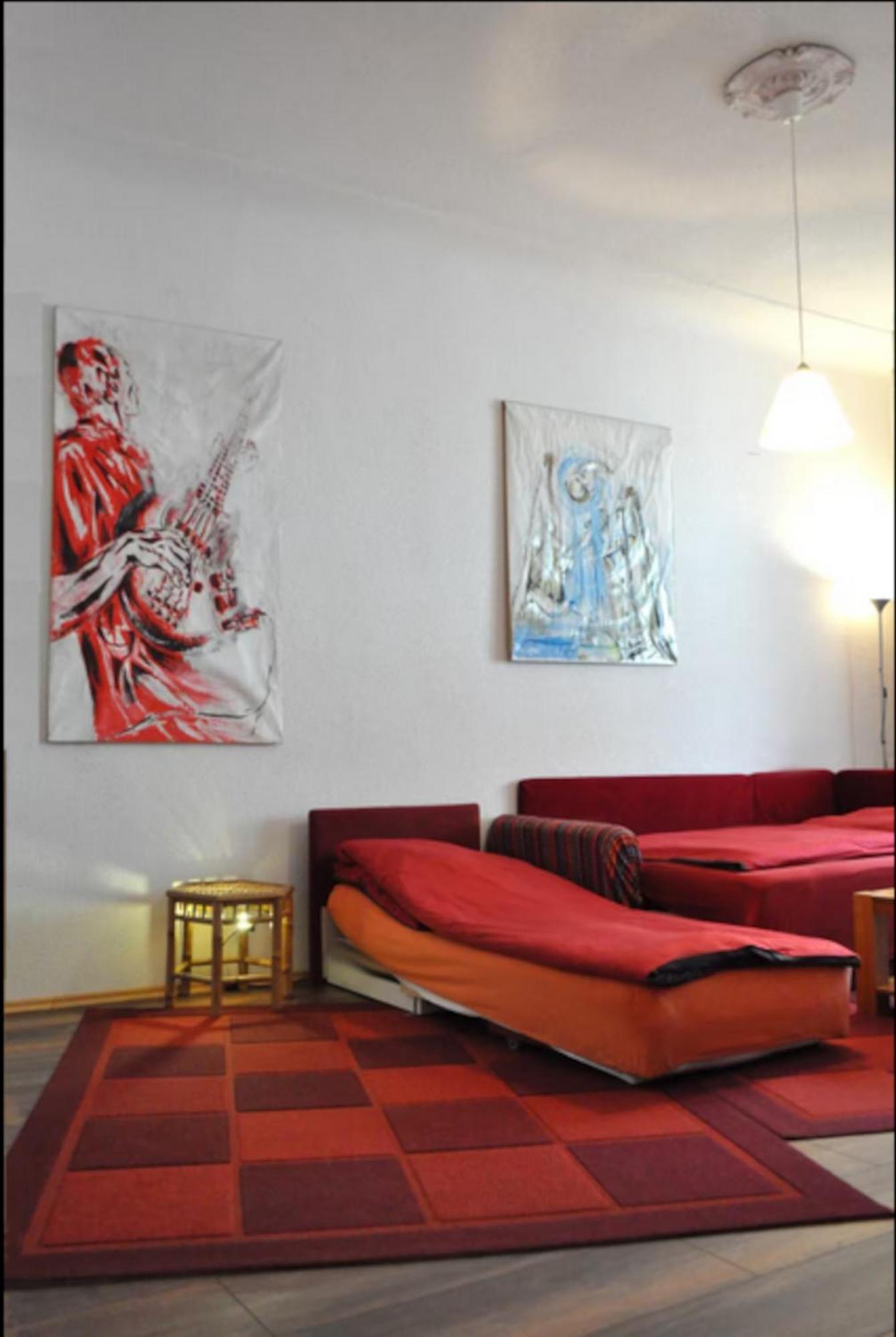 Geraeumiger Charme Mit Loggia Nahe Tempelhofer Feld * Berlin